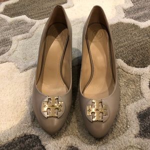 Tory Burch Luna Wedge